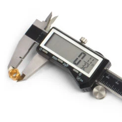 Luthier's Digital Caliper - StewMac 9 Luthier's Digital Caliper - StewMac -Luthier Tools Shop 0447 4 close up fractional 1900
