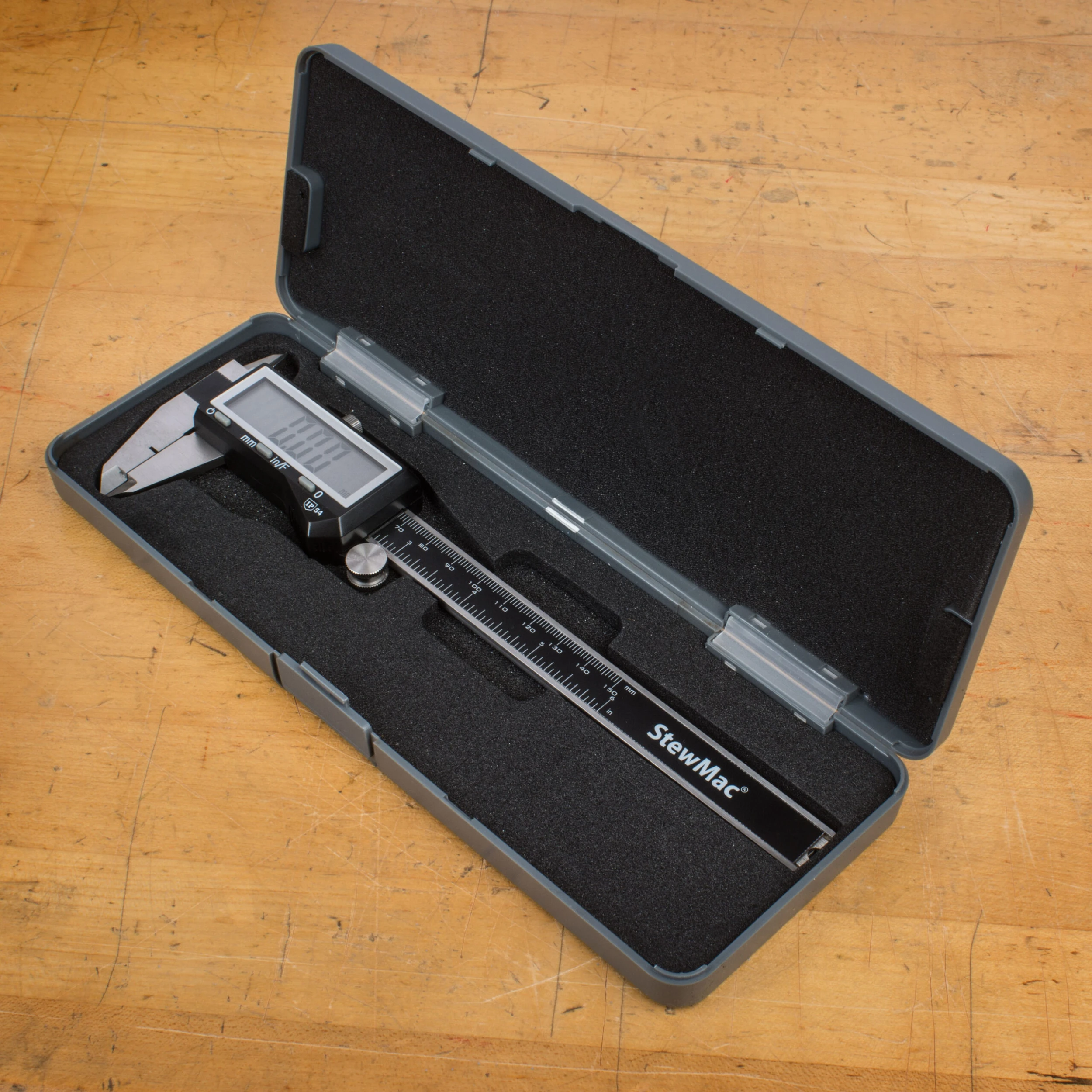 Luthier's Digital Caliper - StewMac 5 Luthier's Digital Caliper - StewMac - Image 5