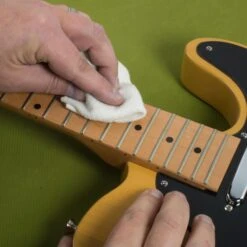 Miracle Polishing Cloth - StewMac -Luthier Tools Shop 1261 3 in use 3000