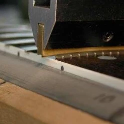 StewMac Fret Tang Nipper - StewMac 7 StewMac Fret Tang Nipper - StewMac -Luthier Tools Shop 1645 4 installing 440