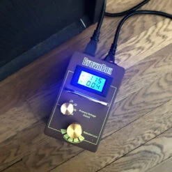 AmpRx BrownBox Input Voltage Attenuator - StewMac -Luthier Tools Shop 2840 3 800