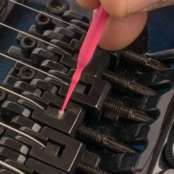 Micro Cleaning Brushes - StewMac 7 Micro Cleaning Brushes - StewMac -Luthier Tools Shop 3100 4 swab in use 2600