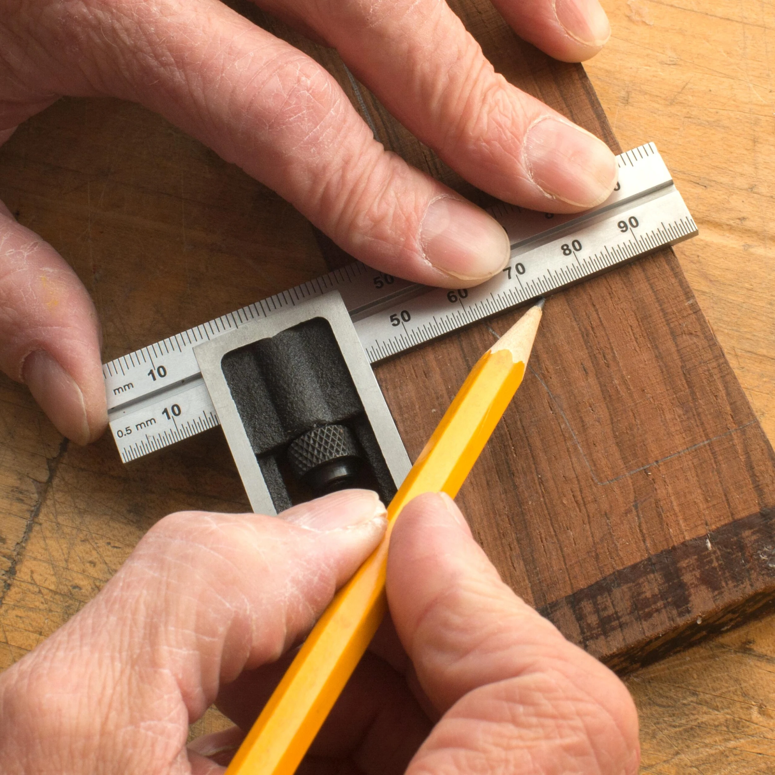 StewMac Precision Double Square - StewMac 1 StewMac Precision Double Square - StewMac