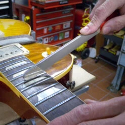 Round Nose Diamond Fret File - StewMac 5 Round Nose Diamond Fret File - StewMac -Luthier Tools Shop 5182 3 20inuse processed 2500