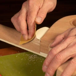 Sandpaper / Finishing Paper Sampler - StewMac 5 Sandpaper / Finishing Paper Sampler - StewMac -Luthier Tools Shop 5562 3 3000