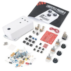 StewMac Lightcycle Phasor II Pedal Kit - StewMac 11 StewMac Lightcycle Phasor II Pedal Kit - StewMac -Luthier Tools Shop m007111 5 parts spread on white white cover