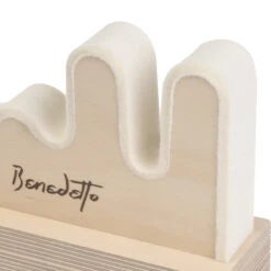 Benedetto Neck Rest - StewMac 8 Benedetto Neck Rest - StewMac -Luthier Tools Shop m007658 3 on white felt and curve detail 3000